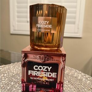 Victoria's Secret Scented Candle in Warm Amber